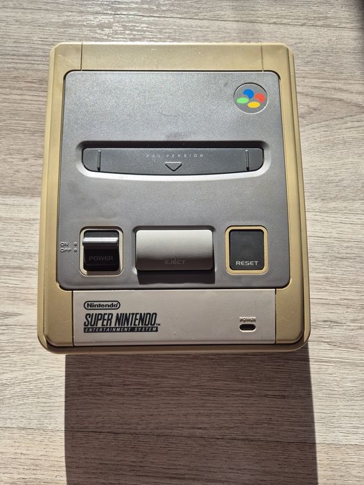 Nintendo - SNSP-001A (FRG)