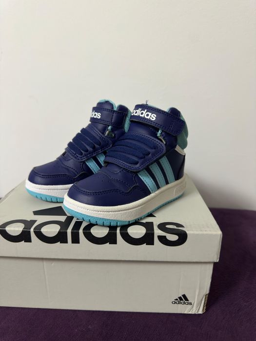 Adidasi copii Hoops Mid 3.0