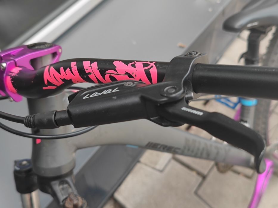 Продам кастом ерек м8