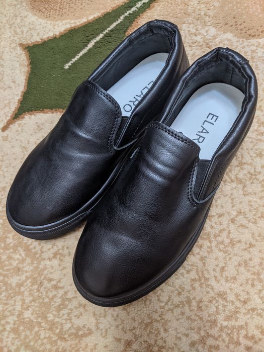 Tufli yangi sotiladi