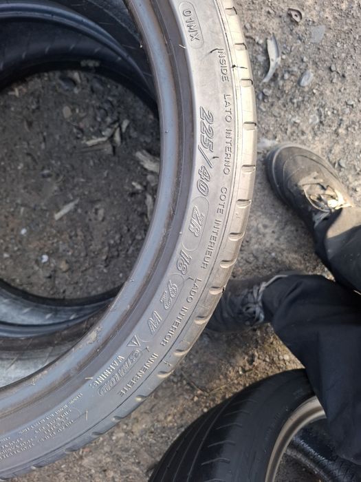 Vand 2 anvelope 225 40 18 michelin de vara bune dot 2020