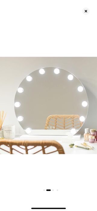 Oglinda de machia si cosmetica Simply Joy cu lumina LED