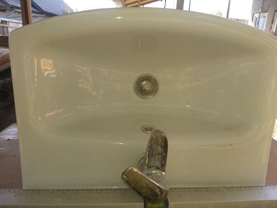 Chiuvete  ptr. baie cu baterie OFERTA