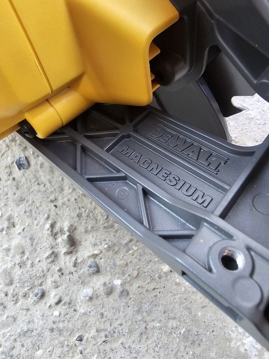 Fierăstrău Circular Dewalt 2025 nou
