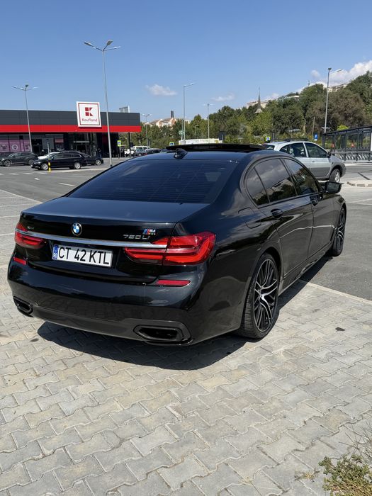 Bmw 750Li 450cp