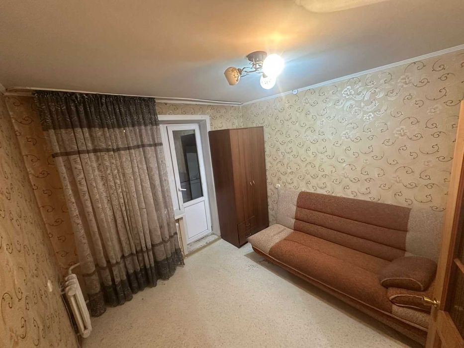Продам 3 комн кв. район Достык Мола