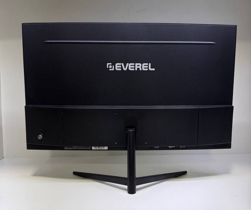 Everett 24 100hz 9ta bor