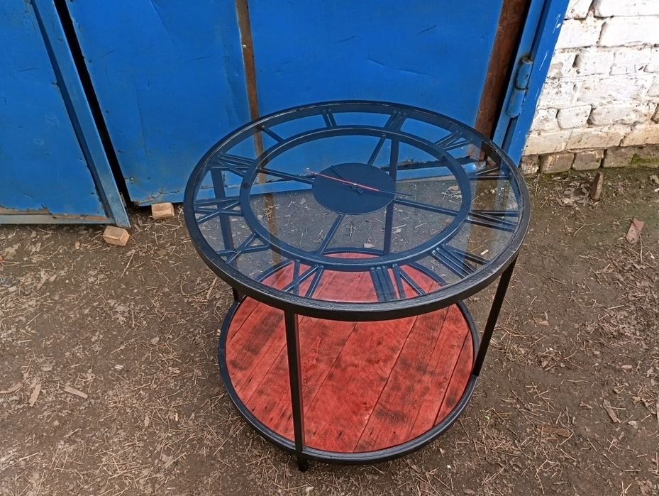 Продается журнальный столик