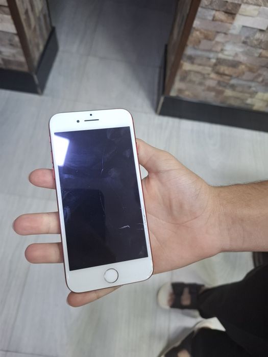 Iphone 7 sotiladi srochno