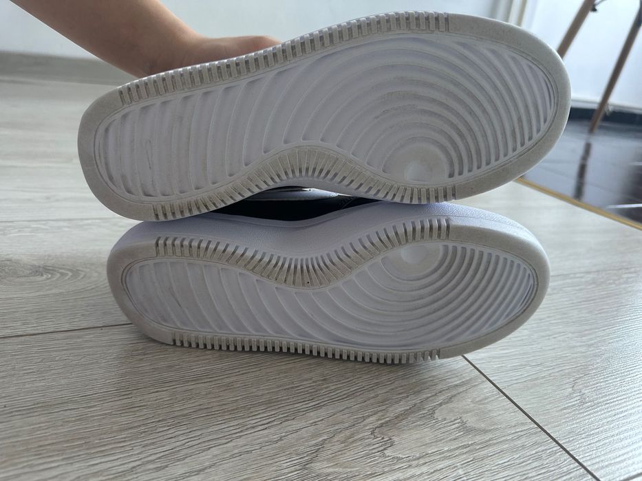 Adidași Nike damă