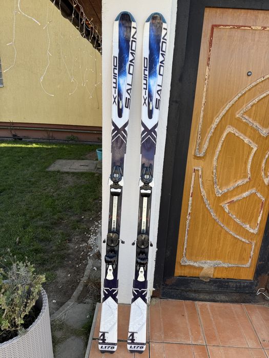 Schiuri Salomon de vanzare