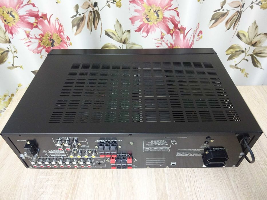 Amplificator-receiver audio-video, home cinema, iesire 5.1, Onkyo