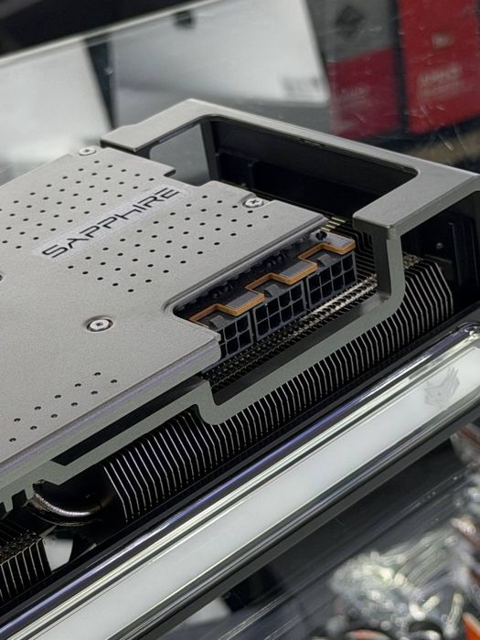 AMD Radeon RX 7900 XT (Sapphire Nitro+ Vapor-X)