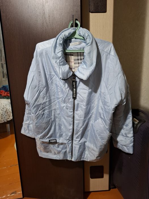 Женская верхняя одежда и платья