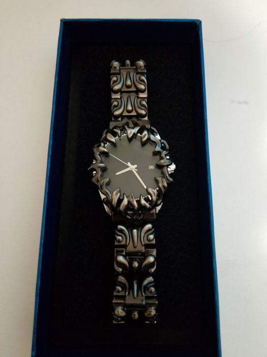 Часы в стиле Alabaster Watch