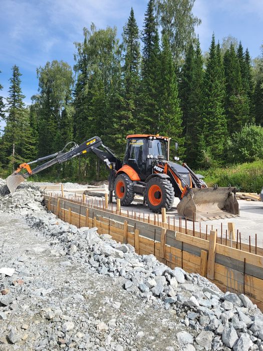 Услуги эксковатора погрузчика