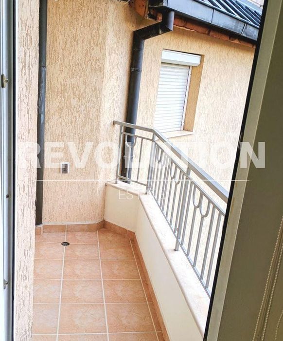 Дава се под наем Двустаен апартамент в Варна, Чайка - 60 кв.м за 550 € - Снимка #5