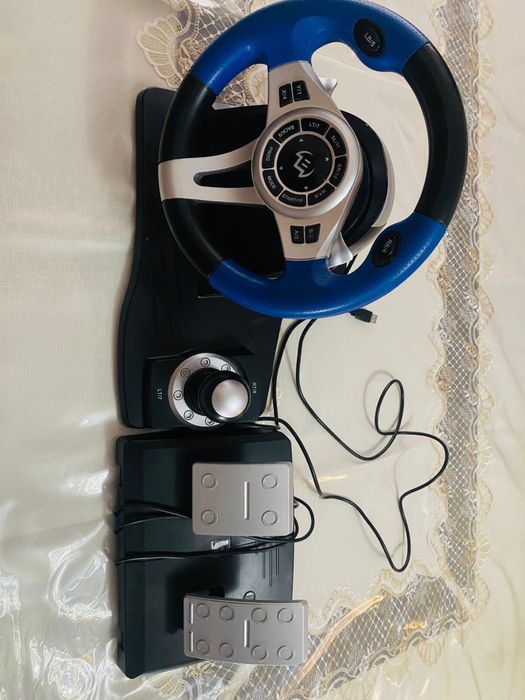 Продам игровой руль GC-W600
