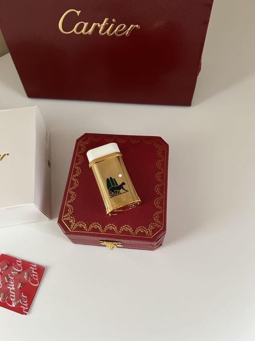 Cartier Panthère запалка, като нова, кутия и документи