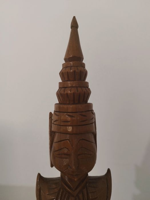 Statuetă thailandeză Teppanom sculptată în lemn