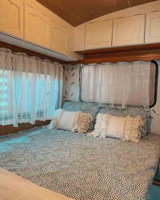 Каравана под наем Бохемия, къмпинг Градина