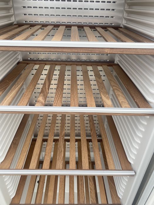 Професионален Хладилник за вино Miele 185 см