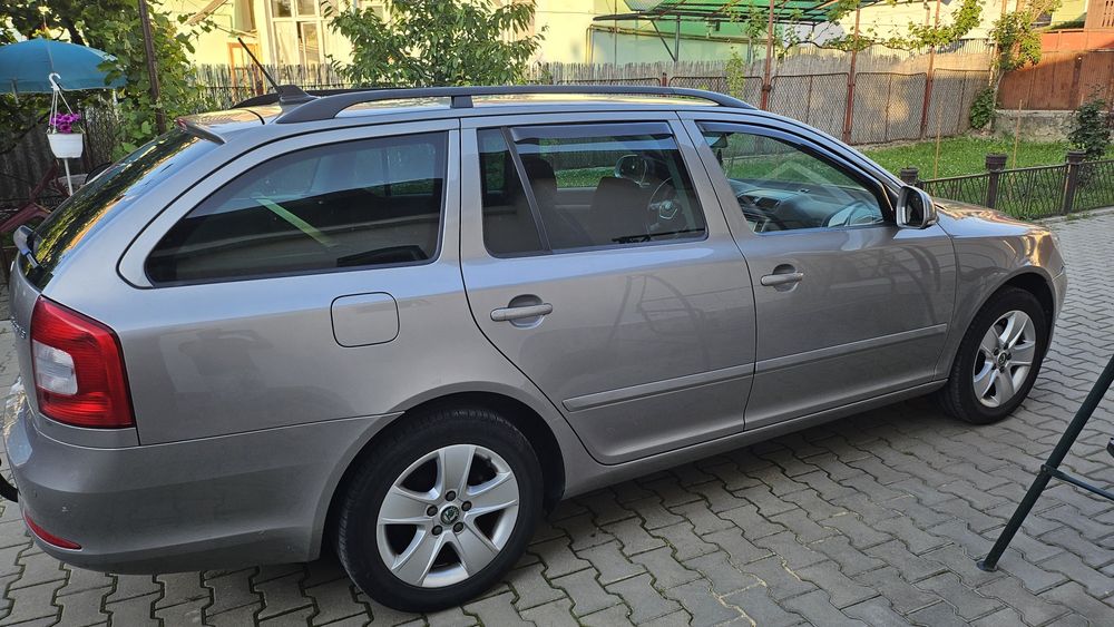 SKODA Octavia 2013 — imagine 2
