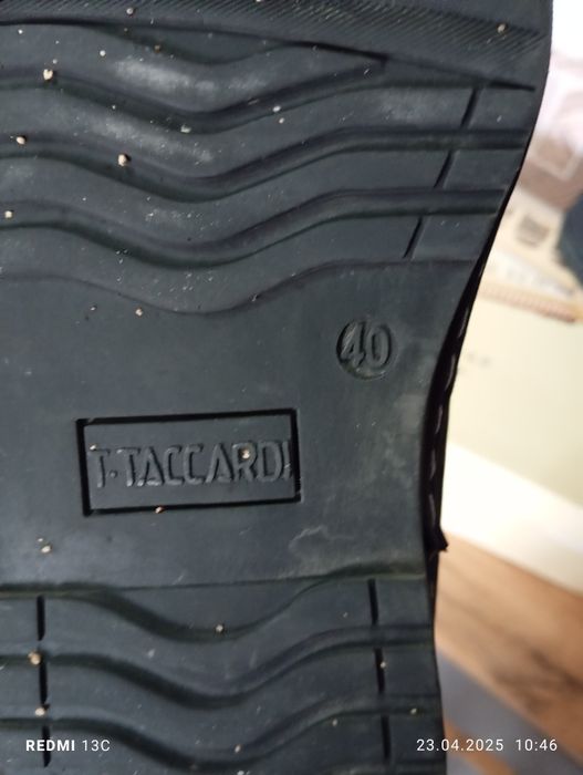 Продам туфли 40 размер