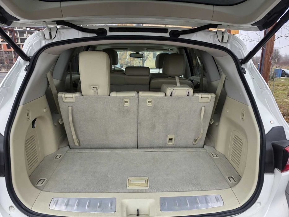 Infiniti JX35 2013г.