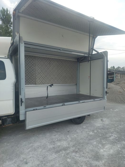 Kia Bongo 1.2 tonna sotiladi