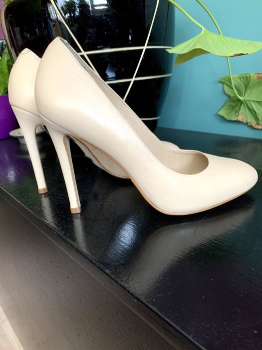 Дамски обувки 37 и 38 номер