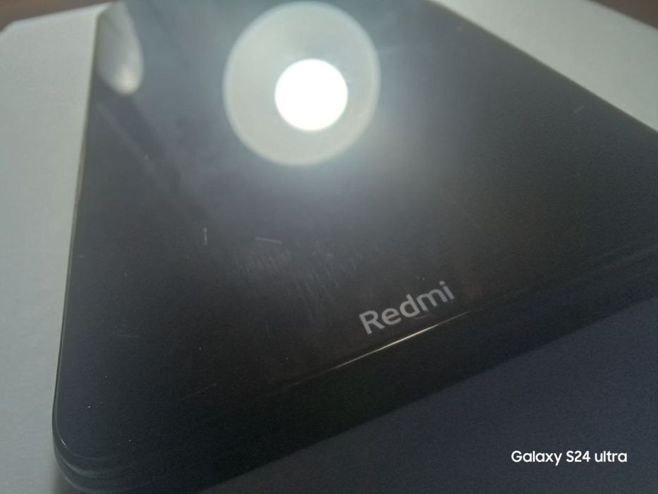 Telefon yaxshi ishlatilgan.