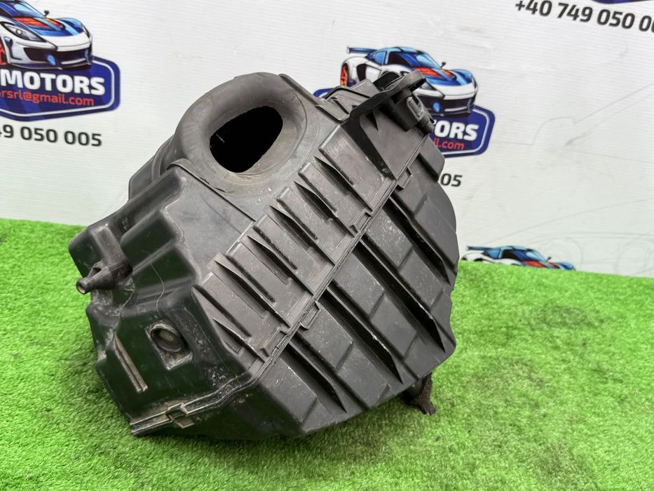 CARCASA FILTRU AER + VAS EXPANSIUNE RENAULT MEGANE III B95 1.6 DIESEL 2014 COD OEM 8200947663 1032331S03 8200682558 217100005R 2008-2016