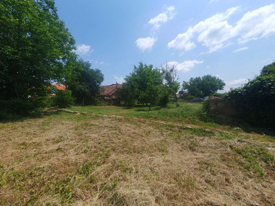 Продава се Парцел в Долна Оряховица - 1260 кв.м за 22 €/кв.м - Снимка #4