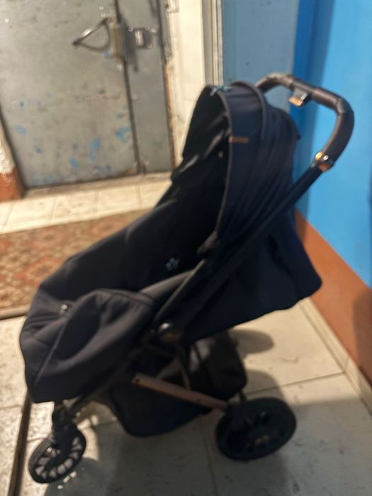 Продам детскую коляску