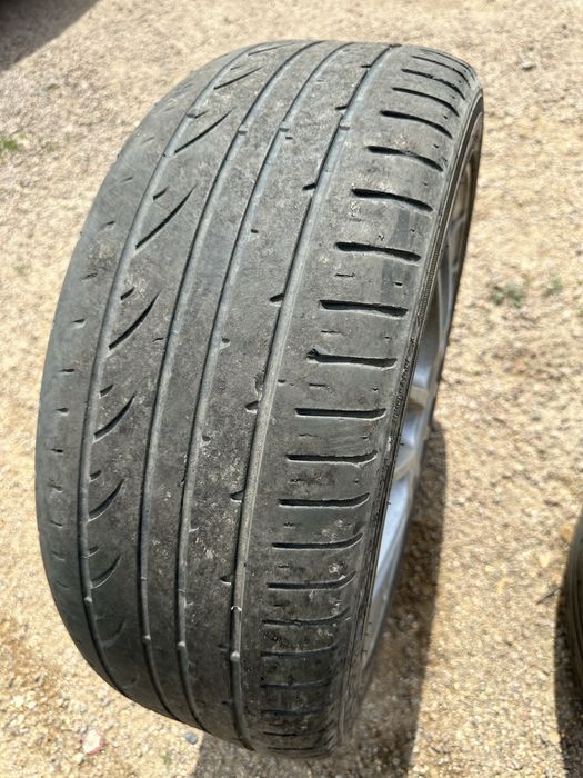 Продам 8 шины с дисками  225/45ZR17
