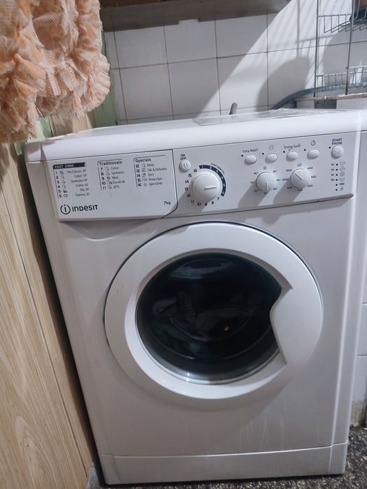 Пералня indesit 71252 ewc w ee