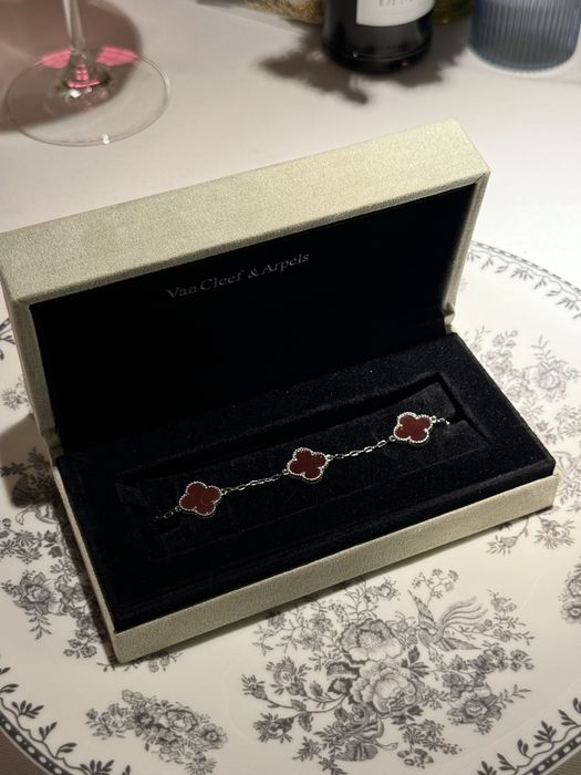 Все украшения по акция