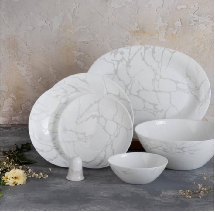 Столовый сервиз новый