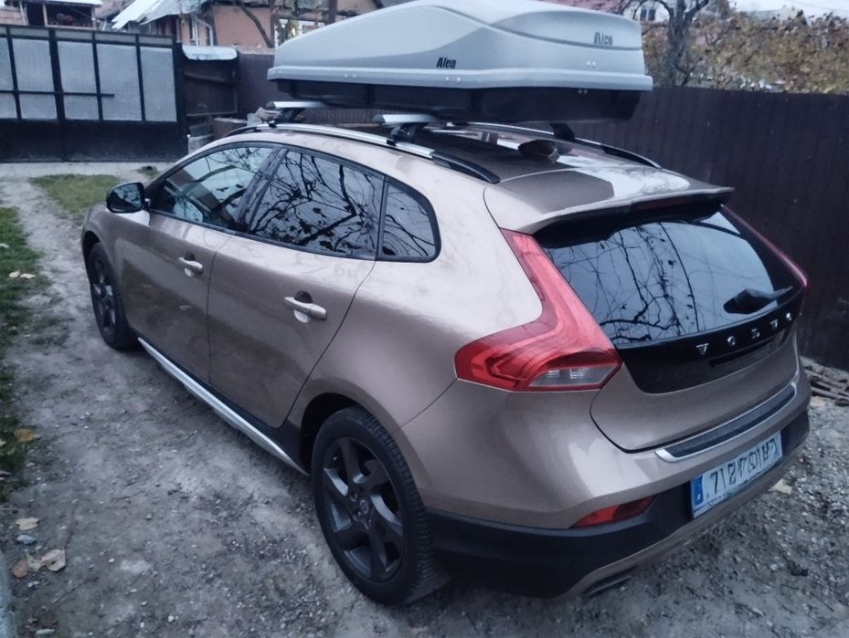 Vând Volvo V40 Cross Country