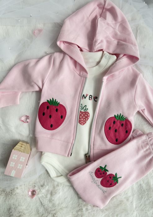 Нови дрехи за момиче