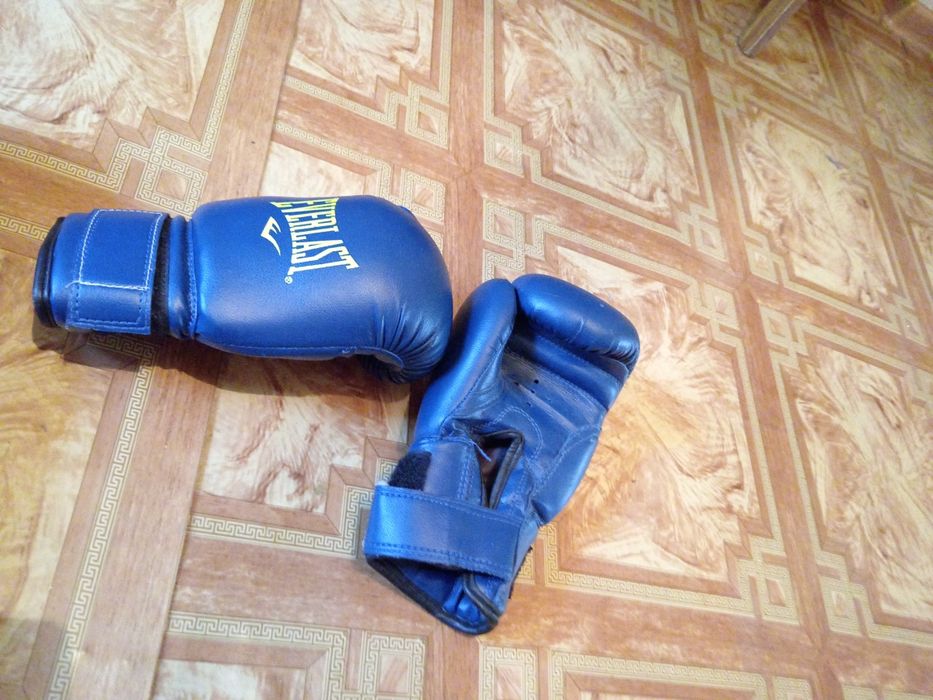 Перчатки боксерские детские