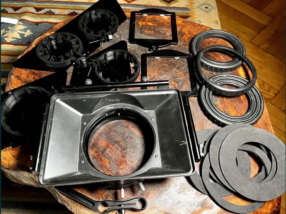 Shoulder Rig CAME-TV pentru camere DSLR / Mirrorless