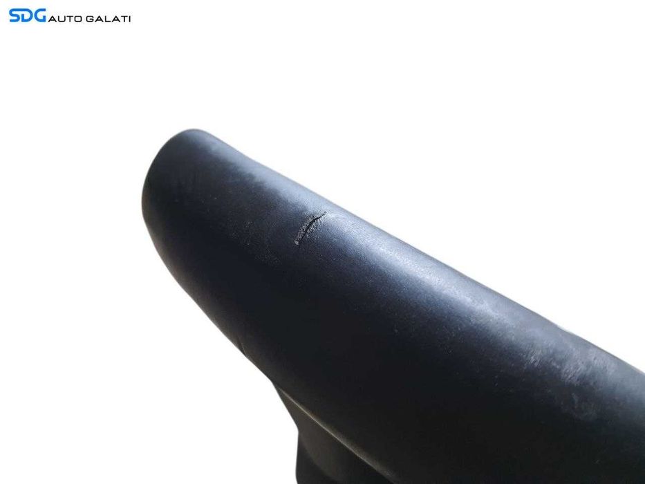 Volan Piele 4 Spite cu Comenzi Audi A4 B8 2008 - 2012 Cod 4L0419091AC ( Tăietură Mică în Pielea Volanului, Vizibila în Imagine + Uzură Ușoară în General ) [N2355]