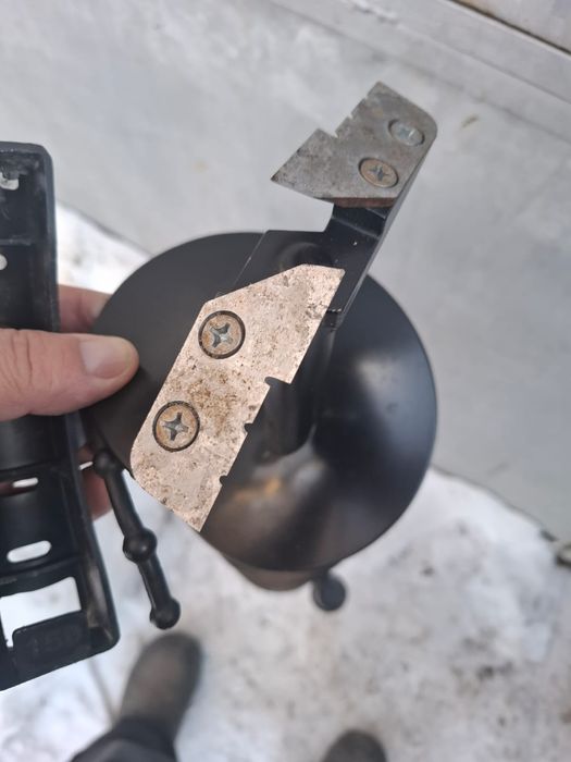 Продам Ледобур в хорошем состоянии