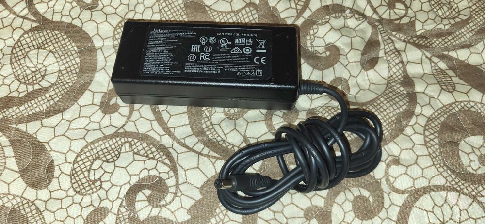 JABRA Incarcator 12V-5A fuctional
