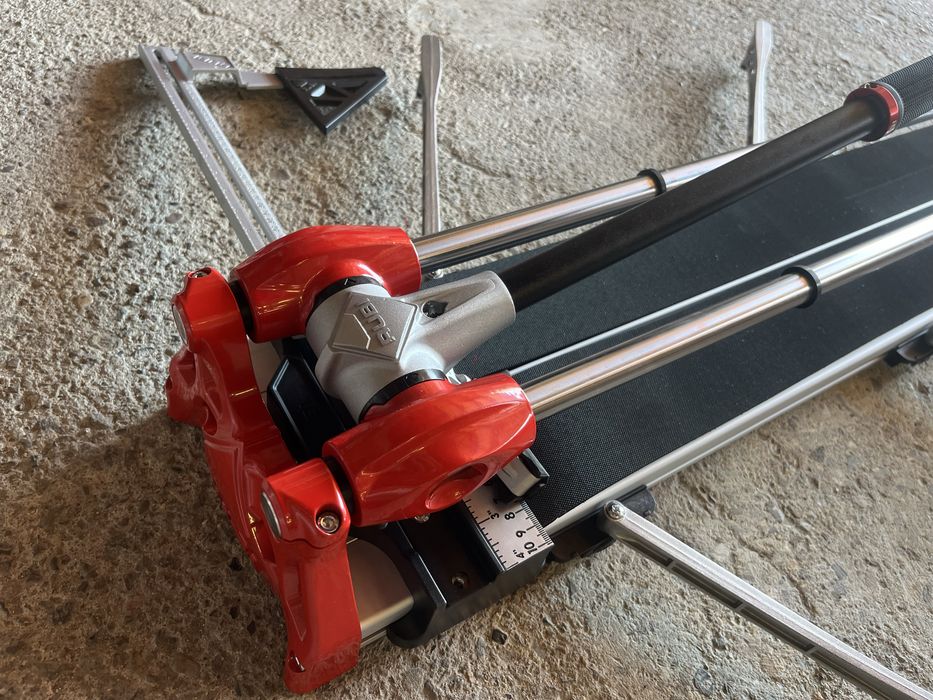 Машина за рязане на плочки 120см  Под Наем