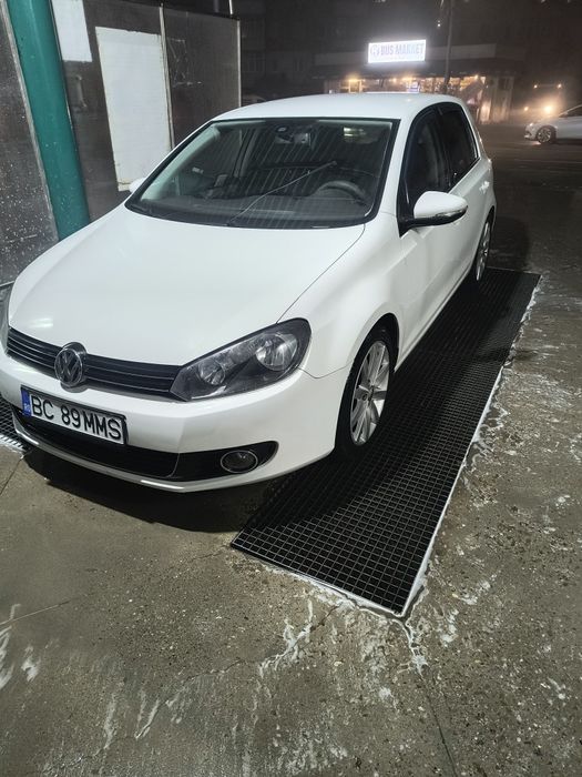 Vând golf 6 an 2011 ...122kW