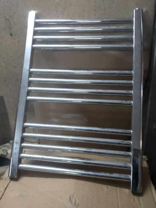 Сушилка для ванной БУ.  Требует ремонта.