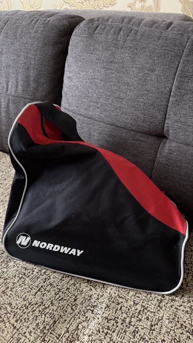 Продам детские коньки